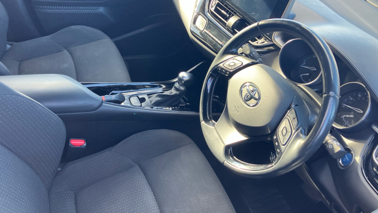 Toyota C-HR 1.8 Hybrid Design 5dr CVT Hybrid Hatchback